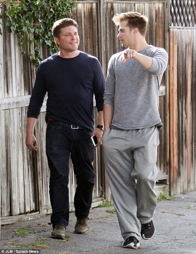 Бойфренд покойного Джорджа Майкла завел себе нового друга 3 d2