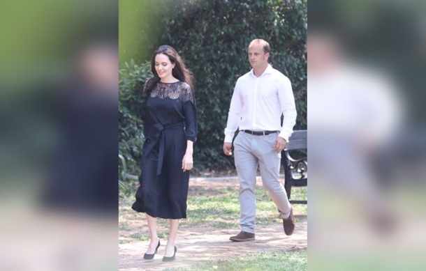 У Джоли новый бойфренд? 4 d5