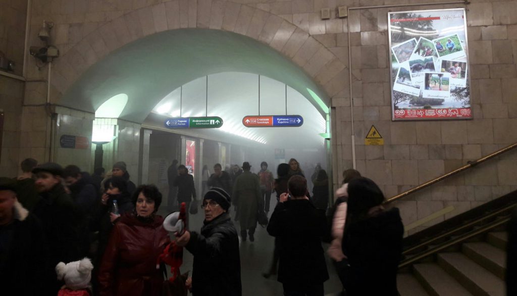 Генконсульство: Данных о пострадавших в петербургском метро азербайджанцах нет