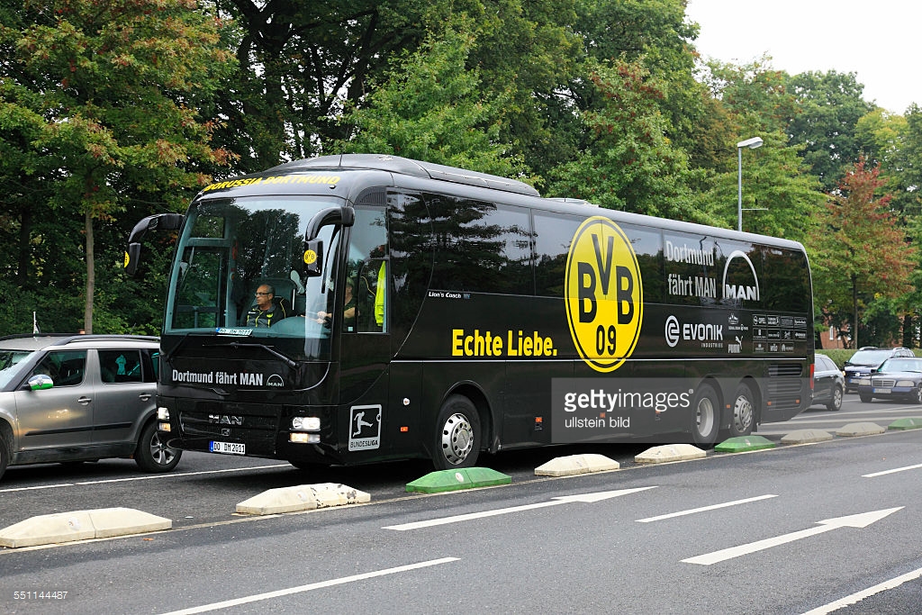 sports-football-bundesliga-20132014-borussia-moenchengladbach-versus-picture-id551144487