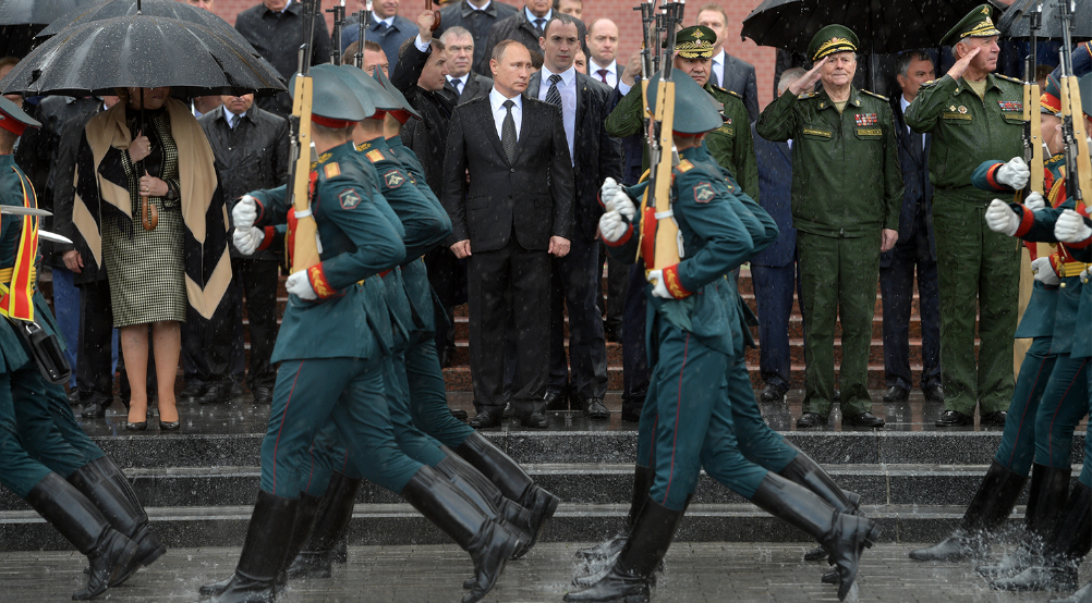 Путин и Медведев в День памяти и скорби