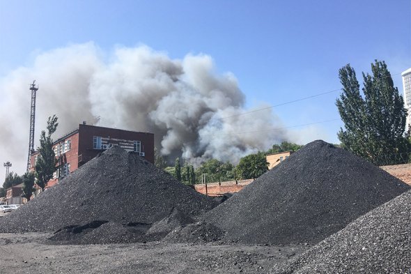 При пожаре в Ростове-на-Дону пострадали десятки человек