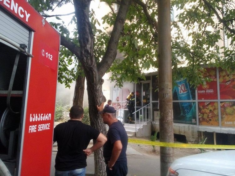 Взрыв в жилом здании в Тбилиси