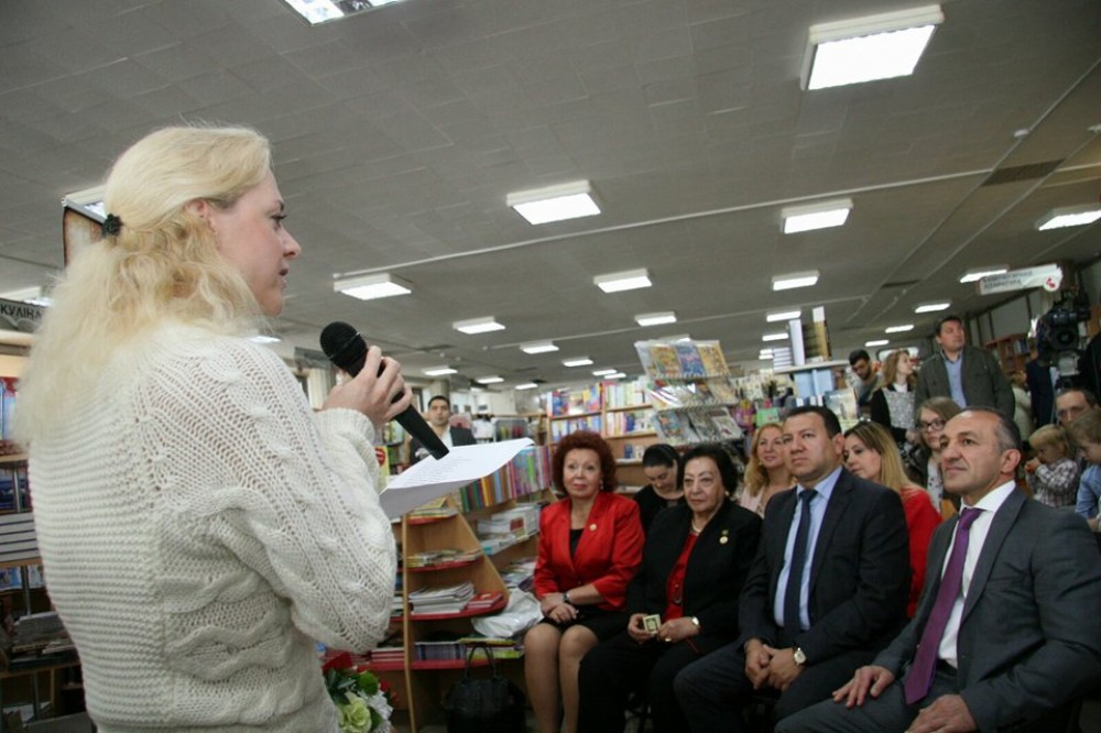 Книгу Зарифы Салаховой представили в Минске