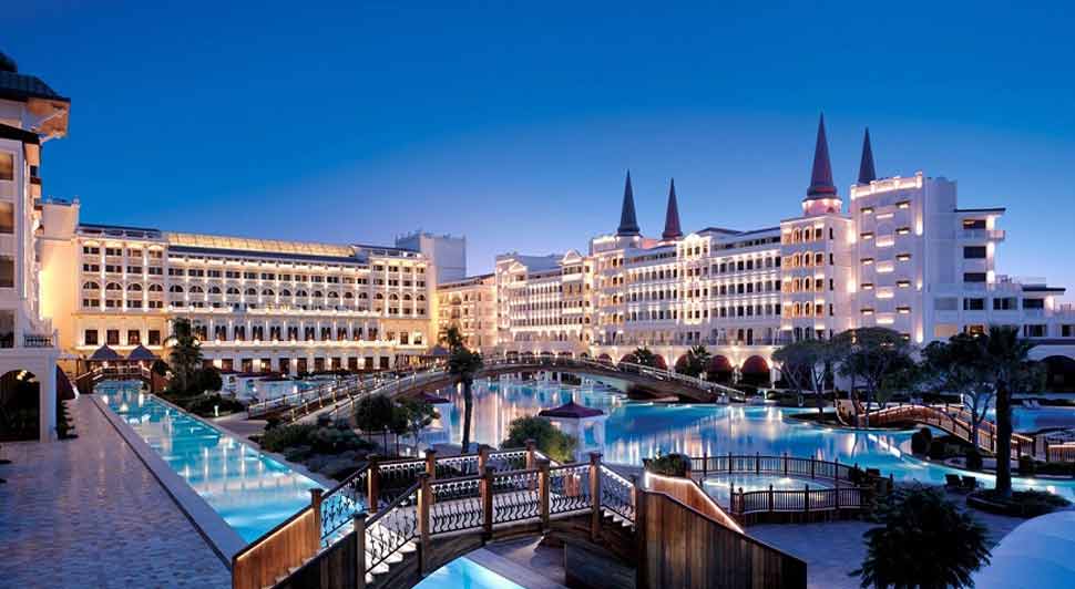 Имущество отеля Mardan Palace разворовывается Имущество отеля Mardan Palace разворовывается