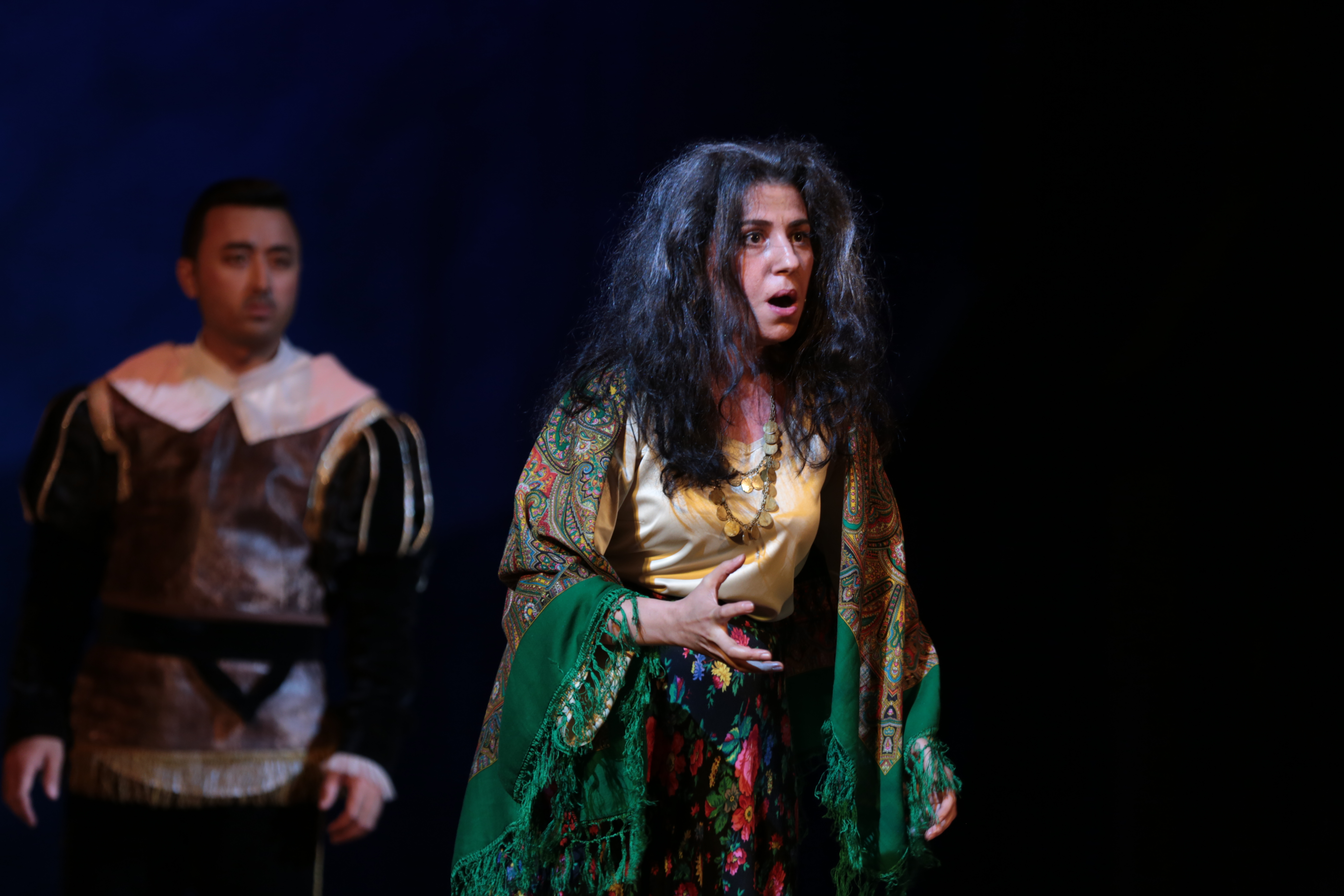 Нина Макарова: «Только азербайджанцы, народ с огненным сердцем, могут исполнять мугам» 2 Нина Макарова: «Только азербайджанцы, народ с огненным сердцем, могут исполнять мугам»