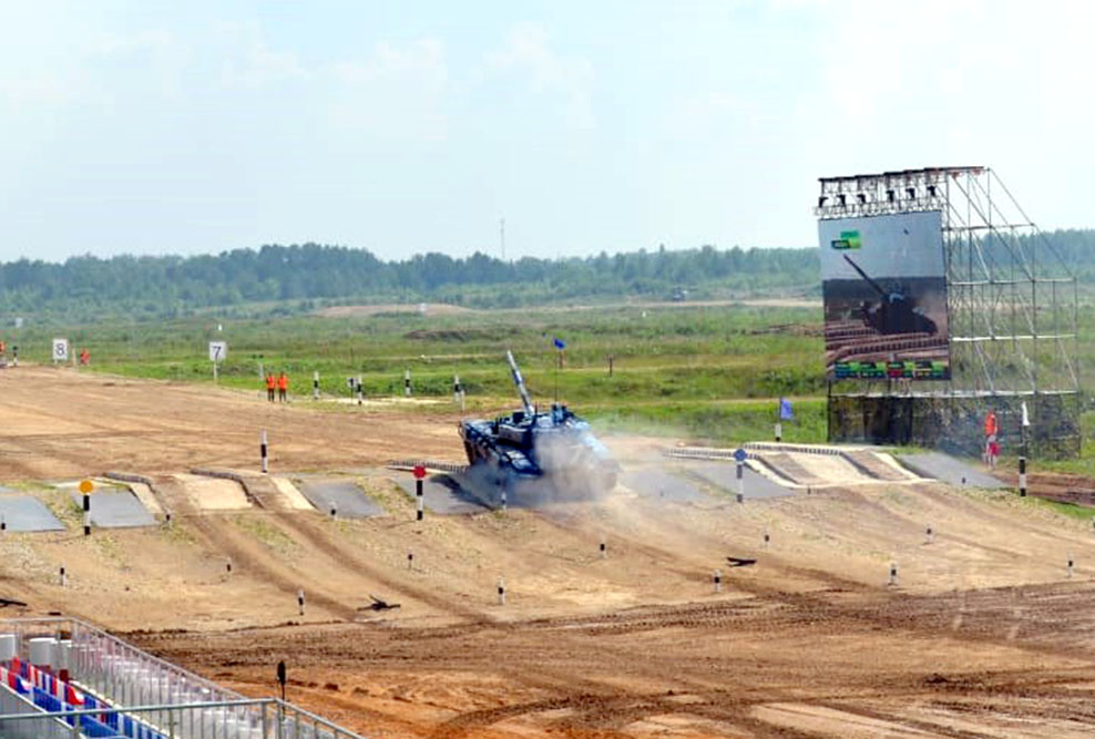 Азербайджанские танкисты стали первыми в своей группе на конкурсе «Танковый биатлон» 5 Азербайджанские танкисты стали первыми в своей группе на конкурсе «Танковый биатлон»