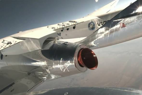 Корабль Брэнсона благополучно приземлился 5 Корабль Брэнсона благополучно приземлился