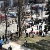 toronto-da-arac-yayalarin-arasina-daldi-10-10784783_214_amp