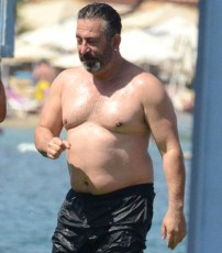 unlu-komedyen-cem-yilmaz-4-ayda-17-kilo-verdi-10785135_9058_amp