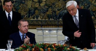 yunanistan-cumhurbaskani-pavlopulos-dan-10781271_3216_amp