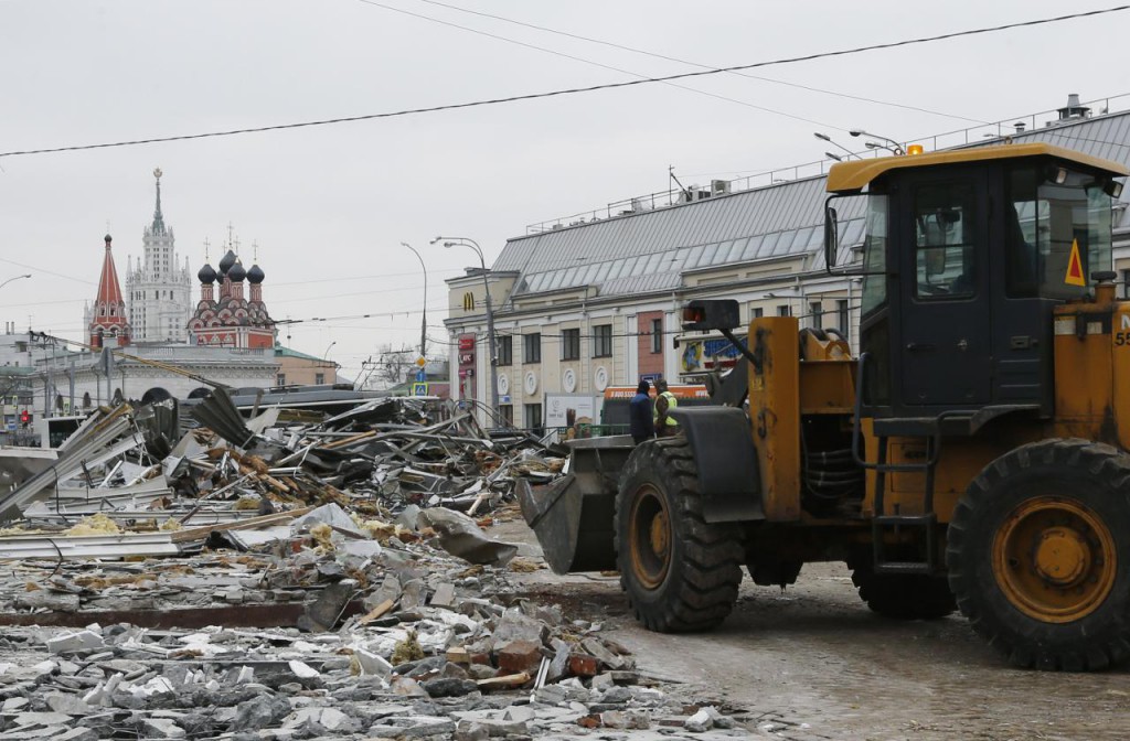 В Москве демонтируют крупный торговый объект гражданина Азербайджана