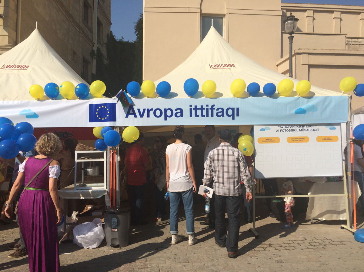 1 октября на Бакинском приморском бульваре пройдет "EuroVillage 2016"