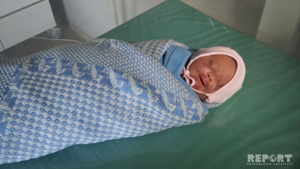 Брошенный у Бардинской больницы малыш родился дома