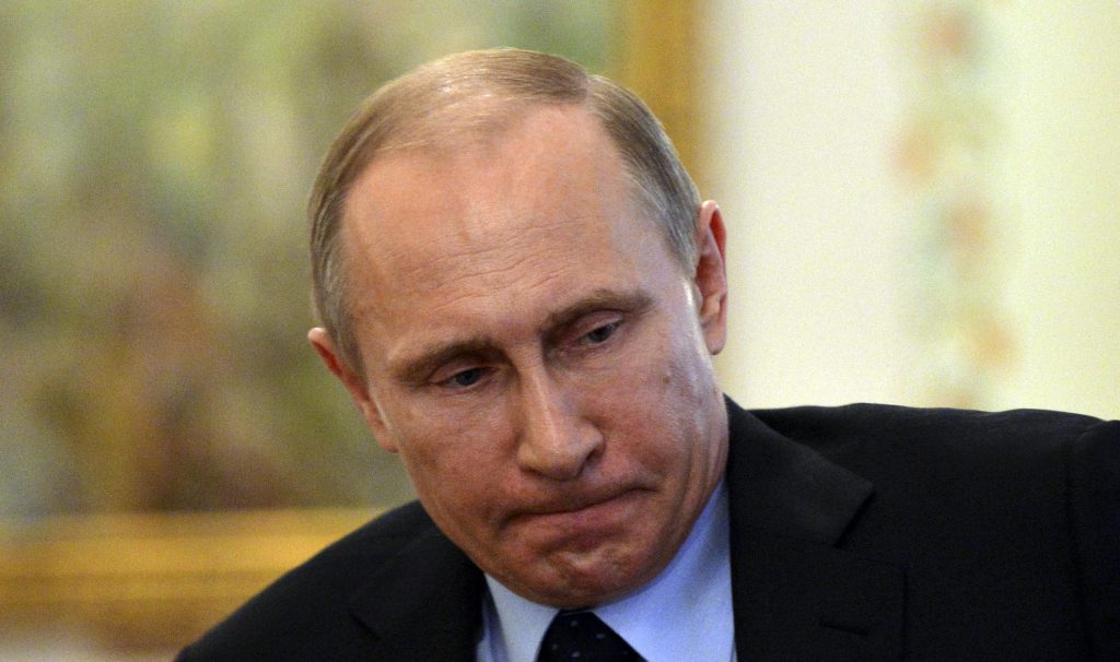 Путин: Россия подаст в суд из-за решения США ограничить доступ к дипмиссиям
