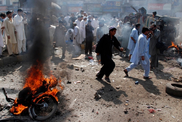 Жертвами теракта в йеменском Адене стали 20 военных