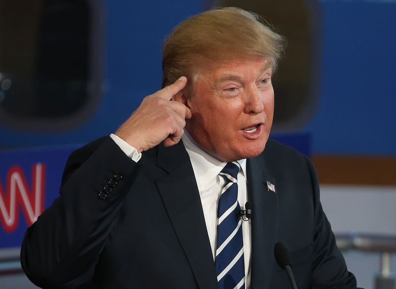 Демократы намерены отстранить от власти Трампа