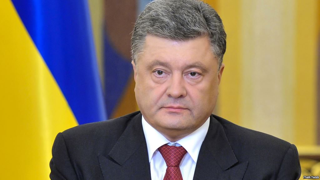 Порошенко: Путин ненавидит Украину глубоко и искренне