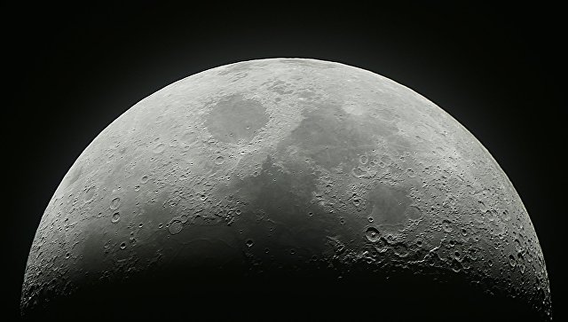 Китай разрабатывает космический корабль для доставки на Луну четырех астронавтов