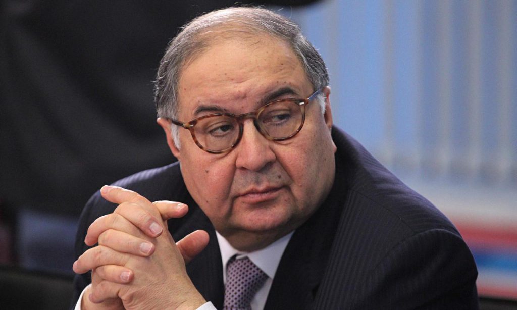 Бизнесмен Усманов подал в суд на Навального и ФБК