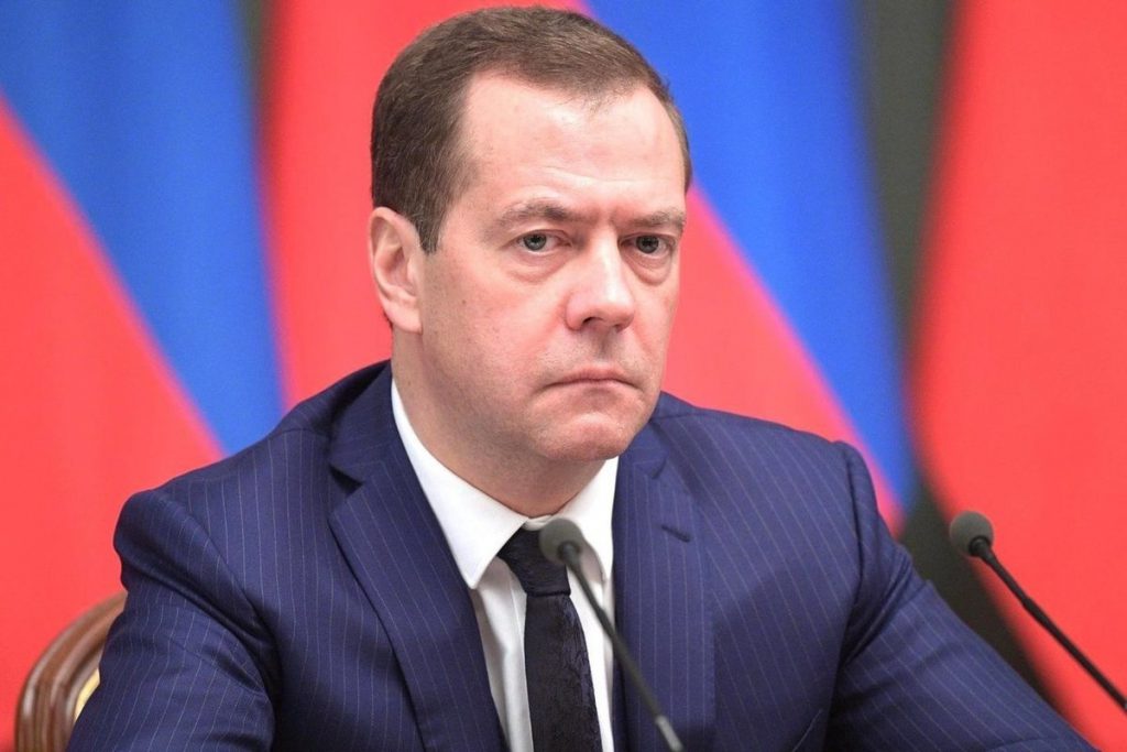 Медведев заявил о нападках на него политических проходимцев