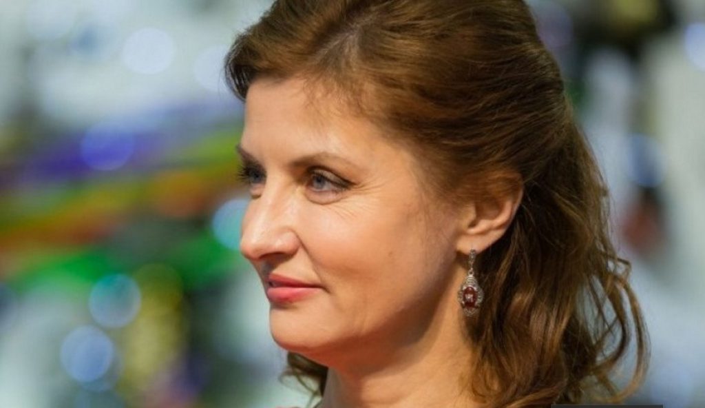 Жена Порошенко будет вести утреннюю зарядку на украинском ТВ