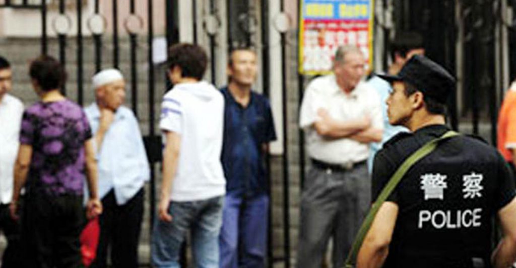 В Китае пациент психбольницы убил троих палочками для еды