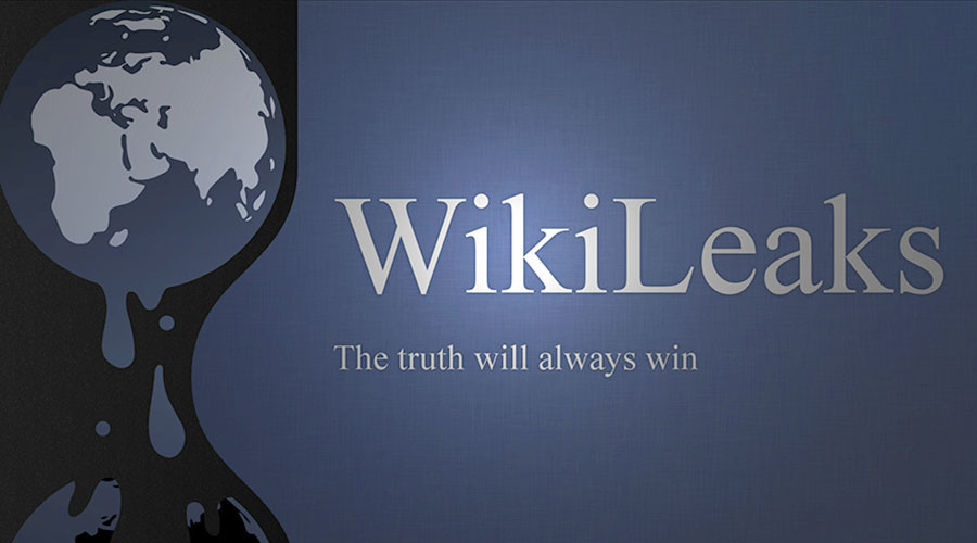 За записи разговоров Трампа и экс-главы ФБР Коми WikiLeaks обещает $100 тысяч