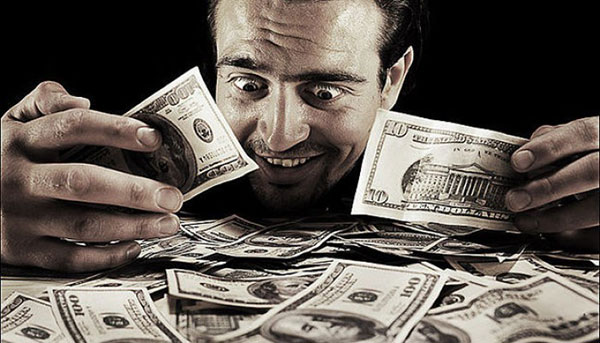 Самые богатые люди в мире недоплачивают 30% налогов