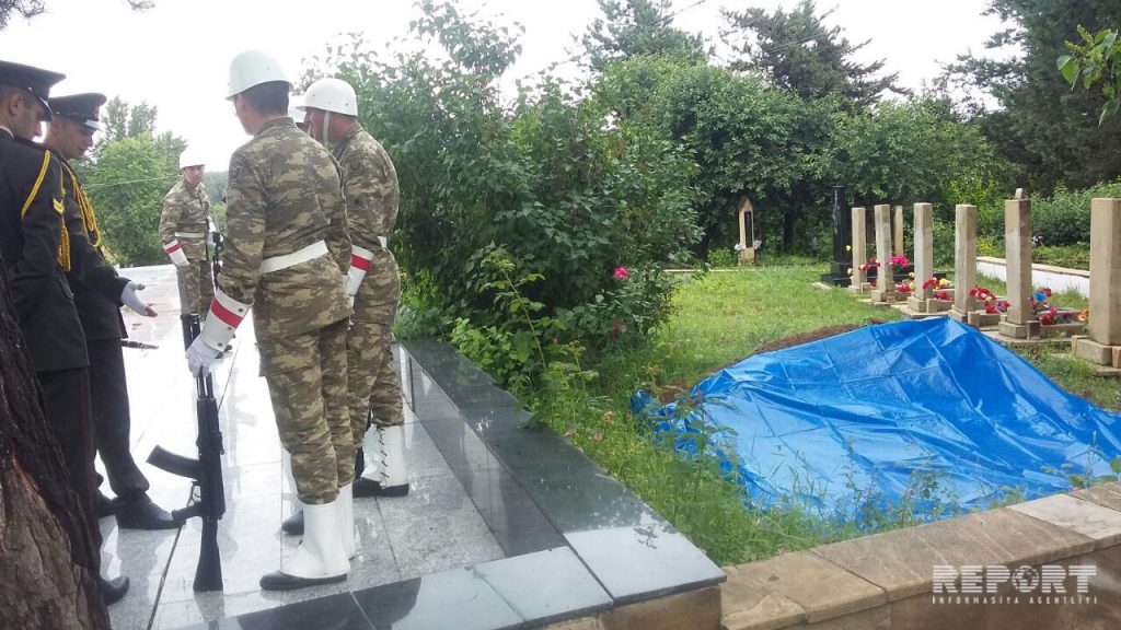 Азербайджанский шехид похоронен в родном Гусаре