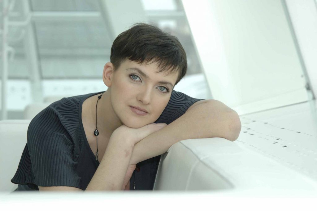 Надежда Савченко призналась, что работала в службе "Секс по телефону"