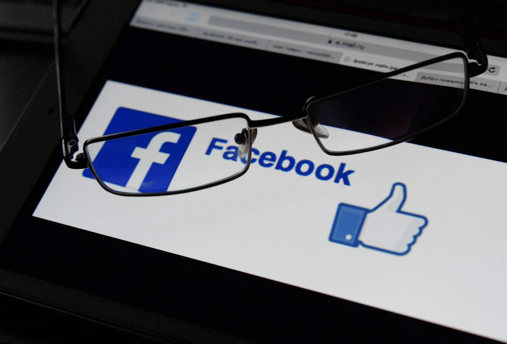 Хакеры удалили аккаунт министра обороны Литвы в Facebook