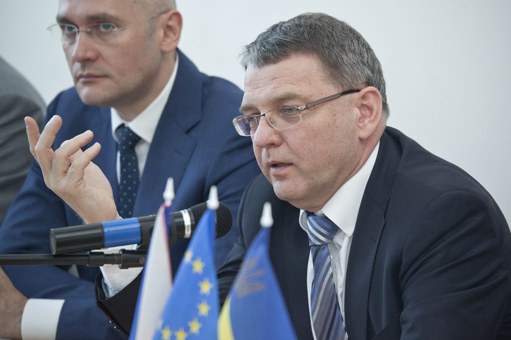 В СЕ рассчитывают на прогресс в решении конфликта в Карабахе