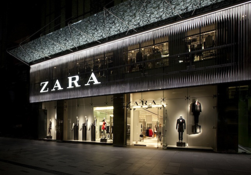 Покупатели ZARA находят в одежде письма с жалобами