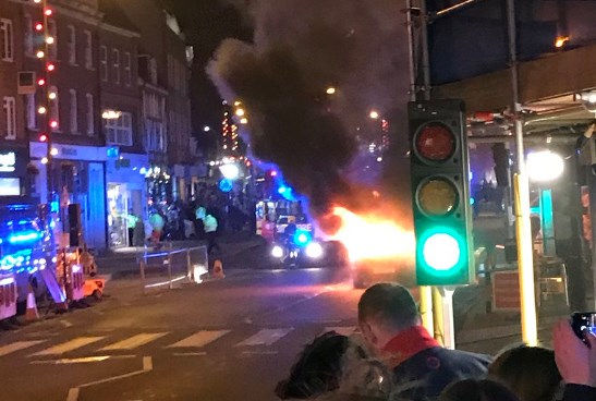 Взрыв автомобиля на ярмарке в Великобритании