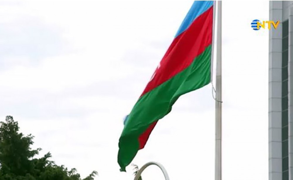 В эфире телеканала НТВ Азербайджан назвали "мощной скалой тюркского мира"
