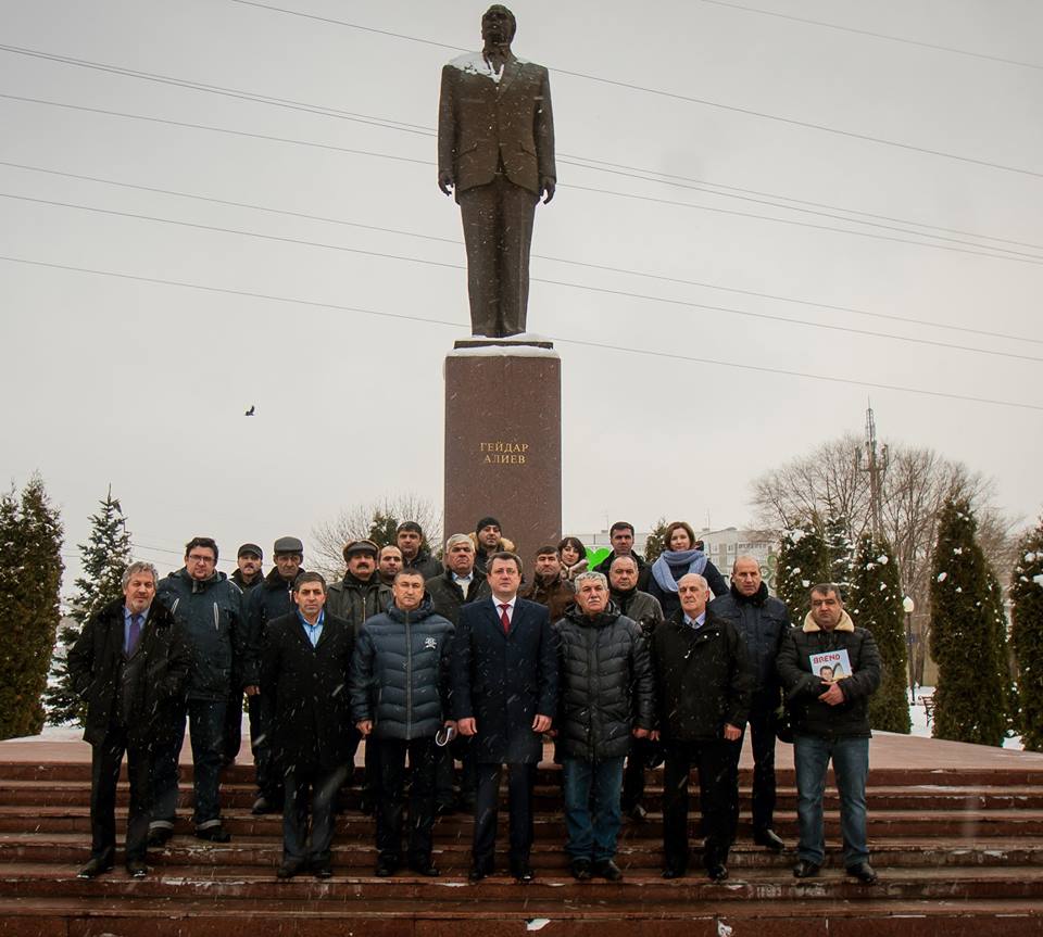 В Ульяновске прошла акция памяти Гейдара Алиева