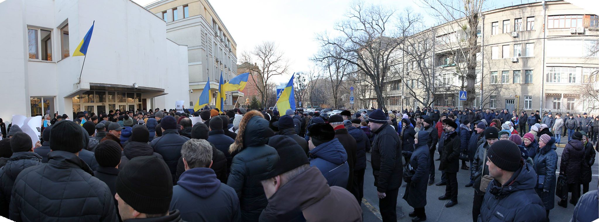 Азербайджанцы устроили митинг у ведомства Авакова