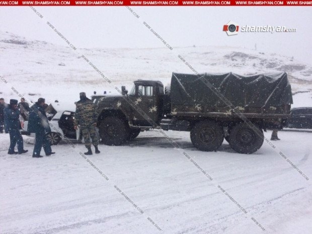 В Армении военная машина попала в ДТП, есть погибшие