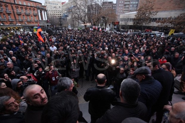 В Ереване протестуют против роста цен