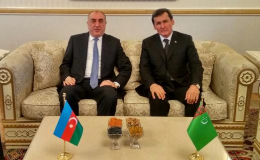 Мамедъяров провел переговоры с главой МИД Туркменистана