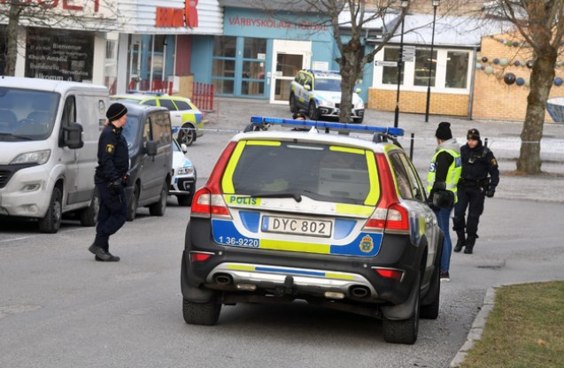 При взрыве гранаты в Стокгольме погиб мужчина