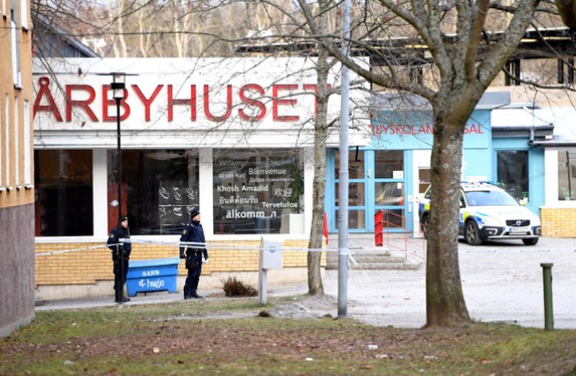 При взрыве гранаты в Стокгольме погиб мужчина