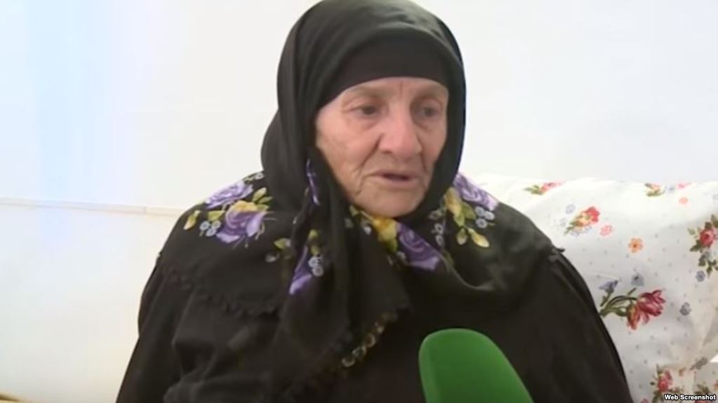 Кадыров подарил дом перевезенной из Азербайджана 104-летней женщине