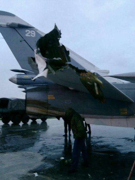 Опубликованы фото поврежденной авиатехники на базе Хмеймим