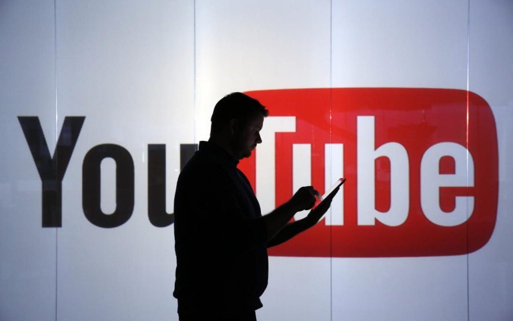 Фильм-расследование Навального привел к угрозе блокировки YouTube и Instagram в России