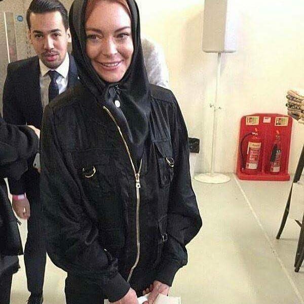 Линдси Лохан надела хиджаб