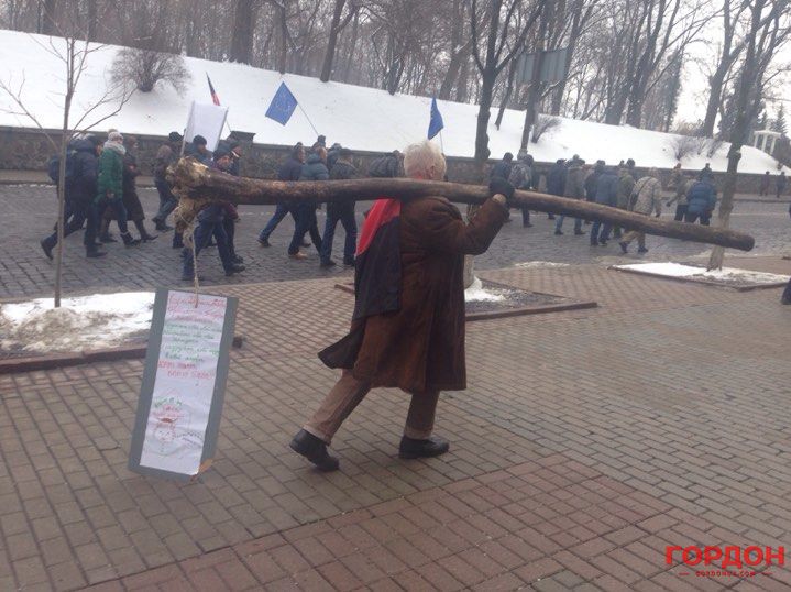 В Киеве сторонники Саакашвили вновь требуют отставки Порошенко