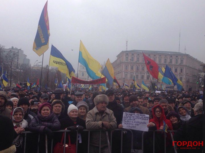 В Киеве сторонники Саакашвили вновь требуют отставки Порошенко