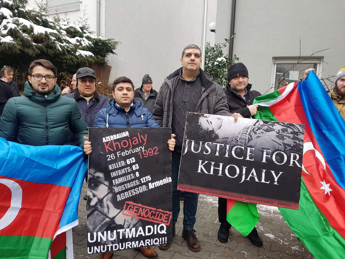 Азербайджанцы в Мюнхене протестовали по случаю годовщины событий в Ходжалы